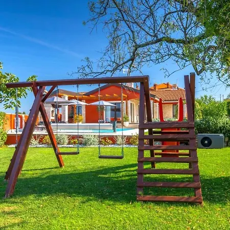 Activity Marula With Outdoor Pool In Buje Villa